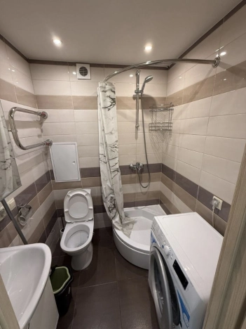 Купить квартиру в Москве. Вариант № 8927228, 8, площадь - квм, цена 8350000 рублей