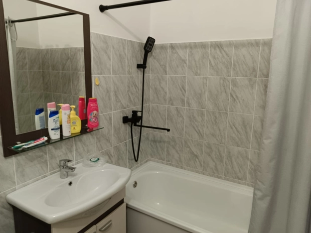 Снять Студию в Новосибирске. Вариант № 7687469, 7, площадь -  квм, цена 26000 рублей