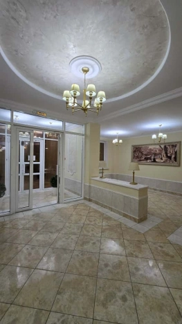 Купить трехкомнатную квартиру в Ростовской области. Вариант № 5922387, 20, площадь -  квм, цена 14900000 рублей