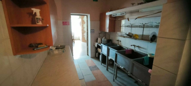 Купить коммерческую недвижимость в Элисте. Вариант № 17192, 17, площадь -  квм, цена 11000000 рублей