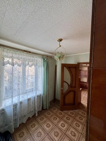 Купить квартиру в Таганроге. Вариант № 19584, 3, площадь -  квм, цена 3650000 рублей