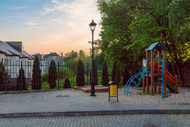 Купить трехкомнатную квартиру в районе Центральный в Калининграде. Вариант № 40017, 10, площадь -  квм, цена 10900000 рублей