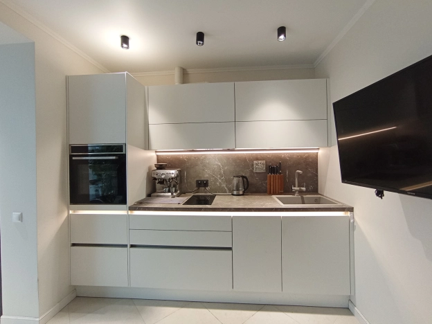 Купить двухкомнатную квартиру на вторичке у метро Фонвизинская в Москве. Вариант № 10447406, 3, площадь -  квм, цена 31500000 рублей