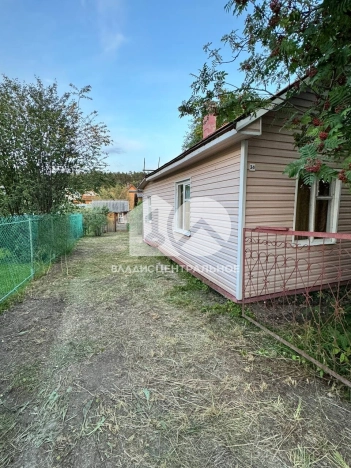 Купить дачу в Новосибирске. Вариант № 6615137, 4, площадь -  квм, цена 1750000 рублей