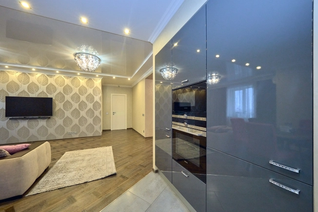 Купить четырехкомнатную квартиру в Рязани. Вариант № 8214967, 6, площадь -  квм, цена 19970000 рублей