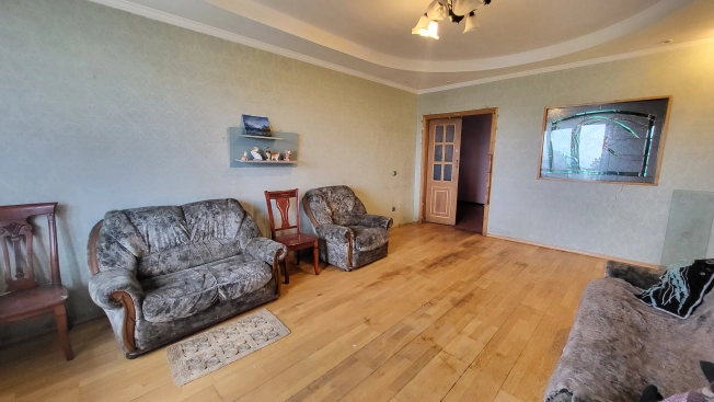 Купить трехкомнатную квартиру на улице Бутина в Чите. Вариант № 256016, 9, площадь -  квм, цена 14000000 рублей