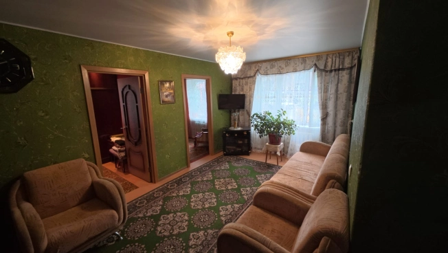 Купить четырехкомнатную квартиру в Воронеже. Вариант № 8970577, 3, площадь - квм, цена 4150000 рублей