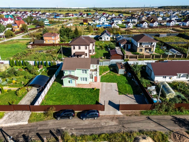 Купить дом у метро Проспект Ветеранов в Санкт-Петербурге. Вариант № 5453407, 25, площадь -  квм, цена 17900000 рублей