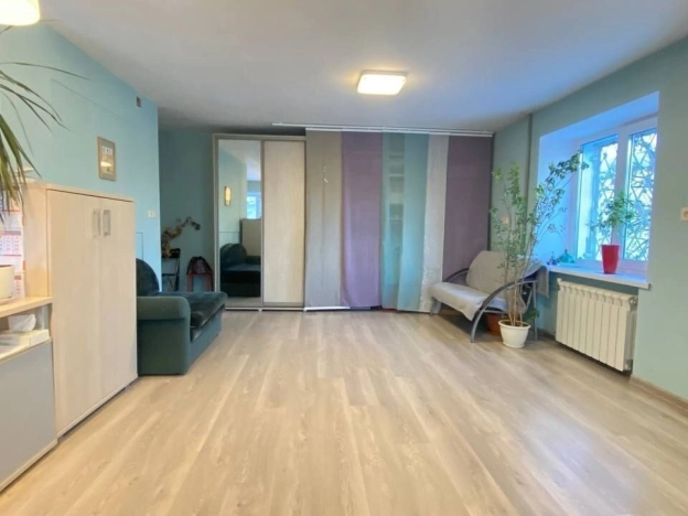 Купить Студию в ЦАО в Новосибирске. Вариант № 8199307, 4, площадь -  квм, цена 5890000 рублей