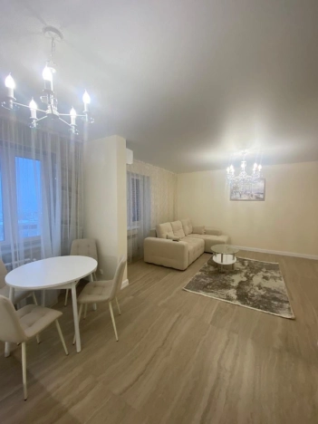 Купить двухкомнатную квартиру на улице Пыжёвский переулок в Москве. Вариант № 10034963, 7, площадь -  квм, цена 20000000 рублей