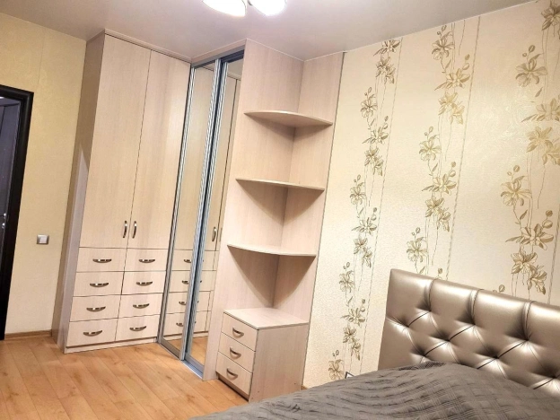 Купить квартиру на улице Калинина в Благовещенске. Вариант № 8141543, 4, площадь -  квм, цена 16500000 рублей