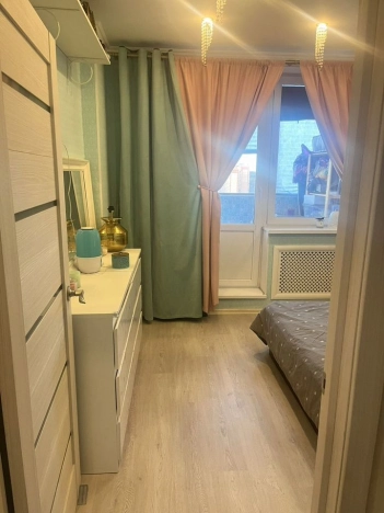 Купить однокомнатную квартиру на улице Строительный проезд в Москве. Вариант № 10399811, 5, площадь -  квм, цена 7700000 рублей