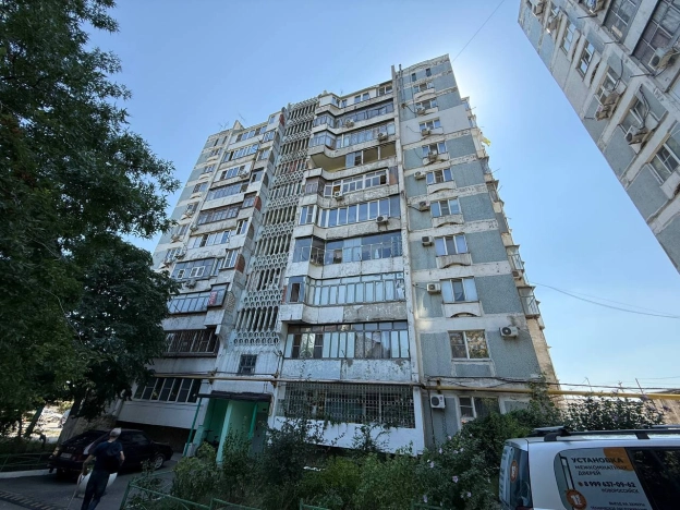 Купить однокомнатную квартиру в Новороссийске. Вариант № 51759, 15, площадь -  квм, цена 4450000 рублей