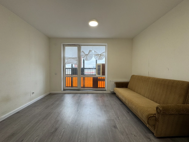 Купить Студию в Ленинградской области. Вариант № 8421806, 4, площадь -  квм, цена 4300000 рублей