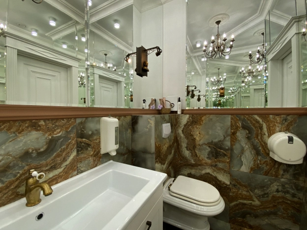 Купить коммерческую недвижимость свободного назначения в Ростове-на-Дону. Вариант № 246120, 3, площадь -  квм, цена 32500000 рублей