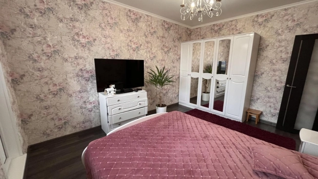 Купить двухкомнатную квартиру в районе Молжаниновский в Химках. Вариант № 10351832, 10, площадь -  квм, цена 9300000 рублей