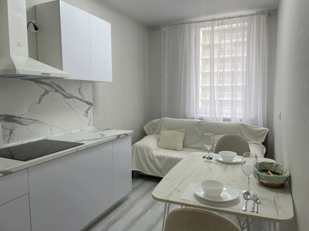 Купить однокомнатную квартиру в Ростовской области. Вариант № 6849589, 1, площадь -  квм, цена 6600000 рублей