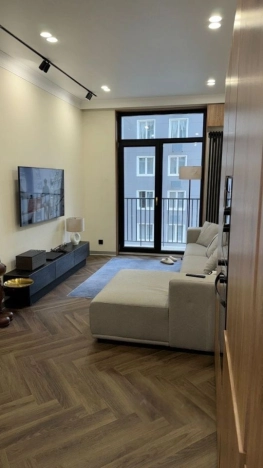 Купить квартиру в Москве. Вариант № 10370328, 4, площадь -  квм, цена 22000000 рублей