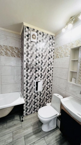 Купить однокомнатную квартиру на улице Олега Кошевого в Калининграде. Вариант № 1221691, 4, площадь -  квм, цена 6150000 рублей