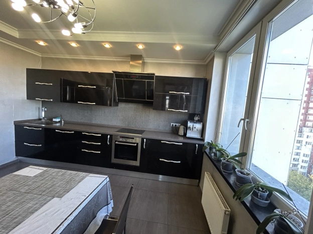 Купить двухкомнатную квартиру в Москве. Вариант № 10963123, 1, площадь - квм, цена 36000000 рублей