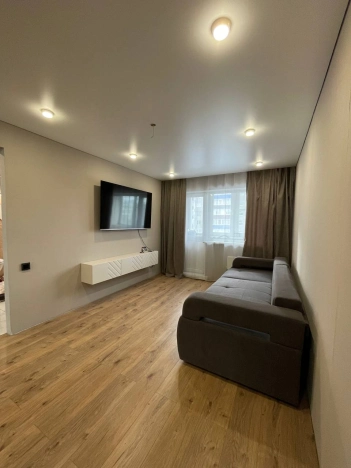 Купить квартиру в Чите. Вариант № 9307014, 7, площадь -  квм, цена 5400000 рублей