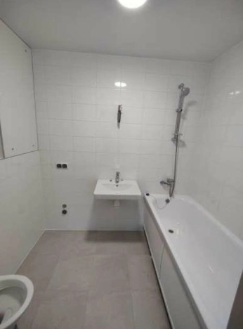 Купить трехкомнатную квартиру у метро Коммунарка в Москве. Вариант № 10015864, 2, площадь -  квм, цена 14500000 рублей