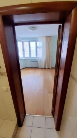 Купить двухкомнатную квартиру на вторичке в Москве. Вариант № 9556603, 19, площадь -  квм, цена 17000000 рублей