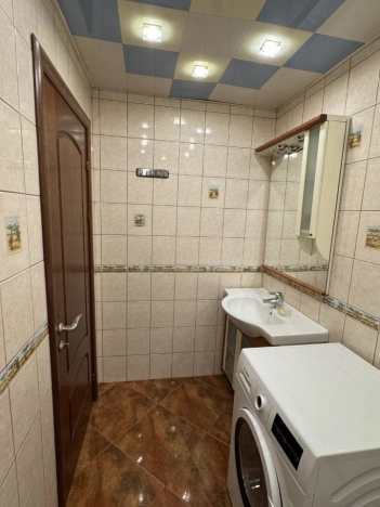 Купить квартиру в Москве. Вариант № 9967366, 3, площадь -  квм, цена 24000000 рублей