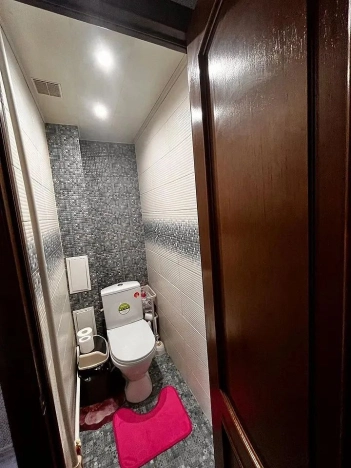 Купить трехкомнатную квартиру на вторичке в Калужской области. Вариант № 58218, 13, площадь -  квм, цена 3950000 рублей