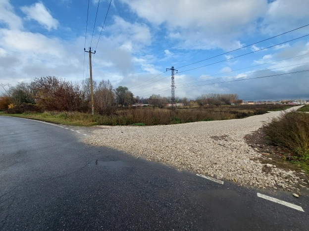 Купить земельный участок в Москве. Вариант № 9121287, 2, площадь -  квм, цена 900000 рублей