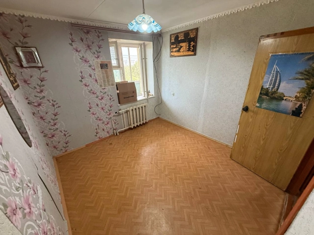 Купить трехкомнатную квартиру в Микрорайоне Менделеевский, Гусь-Хрустальный в Гусь-Хрустальном. Вариант № 976881, 9, площадь - квм, цена 4000000 рублей