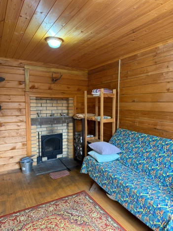 Купить дом в районе Заельцовский в Новосибирске. Вариант № 4131512, 32, площадь -  квм, цена 17900000 рублей