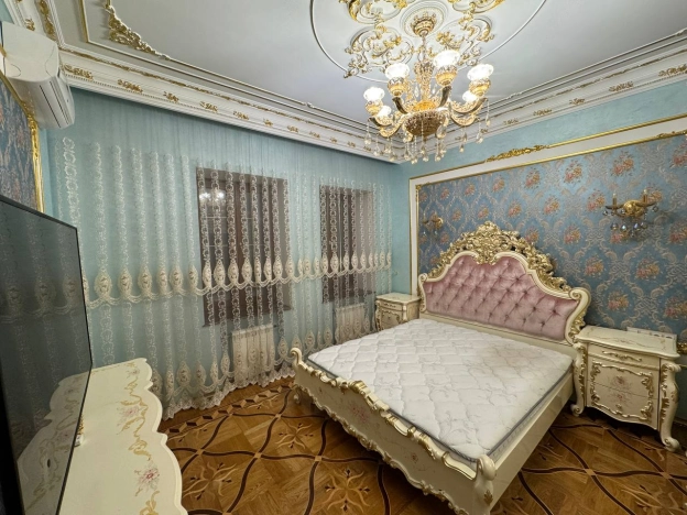 Купить квартиру в Москве. Вариант № 9109202, 3, площадь -  квм, цена 49700000 рублей