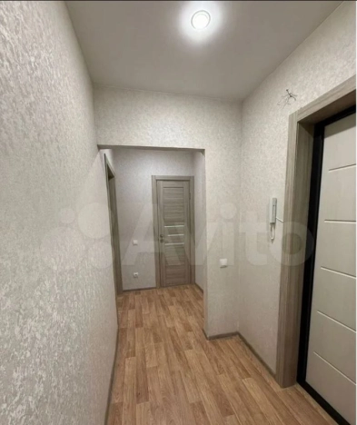 Снять квартиру в Тобольске. Вариант № 10094122, 4, площадь -  квм, цена 35000 рублей