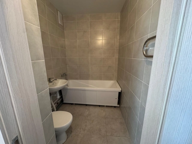 . Вариант № 42083, 14, площадь - 30.6 квм, цена 3400000 рублей