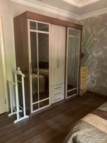 Купить трехкомнатную квартиру в Керчи. Вариант № 1433788, 5, площадь - квм, цена 6800000 рублей