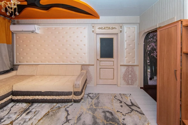 Купить квартиру на улице Ленина в Благовещенске. Вариант № 8847537, 8, площадь -  квм, цена 9999000 рублей