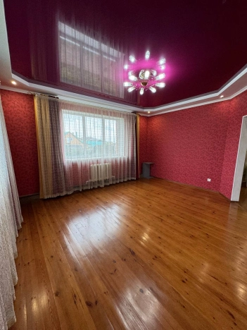 Купить дом в Микрорайоне Прометей, Октябрьский в Октябрьском. Вариант № 12002, 3, площадь -  квм, цена 8500000 рублей