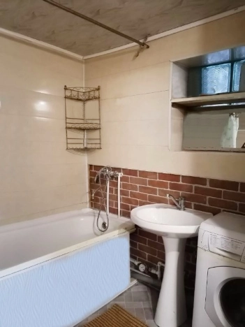 Купить дом в Брянской области. Вариант № 2907982, 13, площадь -  квм, цена 2500000 рублей