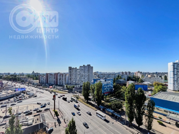 Купить однокомнатную квартиру на улице Ленинский проспект в Воронеже. Вариант № 3346643, 20, площадь -  квм, цена 6700000 рублей