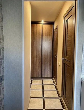 Купить квартиру в районе Заводский в Кемерове. Вариант № 3739817, 5, площадь -  квм, цена 5000000 рублей