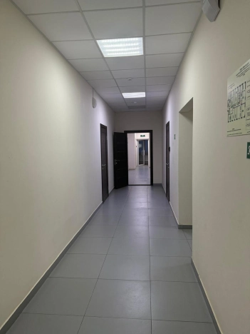 Снять коммерческую недвижимость в Ростове-на-Дону. Вариант № 8425112, 6, площадь -  квм, цена 15000 рублей