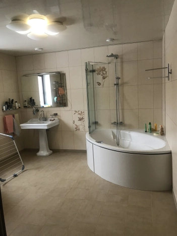 Купить дачу в Москве. Вариант № 19267, 10, площадь -  квм, цена 8500000 рублей