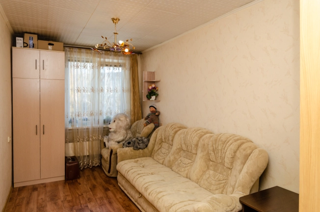 Купить трехкомнатную квартиру на улице Тесла в Новосибирской области. Вариант № 6949112, 5, площадь -  квм, цена 4190000 рублей