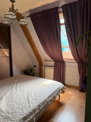 Купить трехкомнатную квартиру в районе Октябрьский в Улан-Удэ. Вариант № 7700780, 2, площадь - квм, цена 10500000 рублей