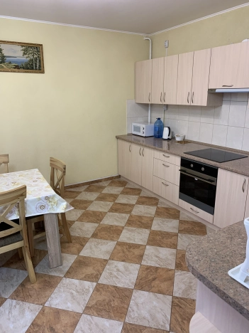 Купить двухкомнатную квартиру в Светлогорске. Вариант № 1006, 8, площадь -  квм, цена 20500000 рублей