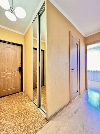 Купить квартиру на улице Железнодорожная в Южно-Сахалинске. Вариант № 1493960, 0, площадь -  квм, цена 10000000 рублей