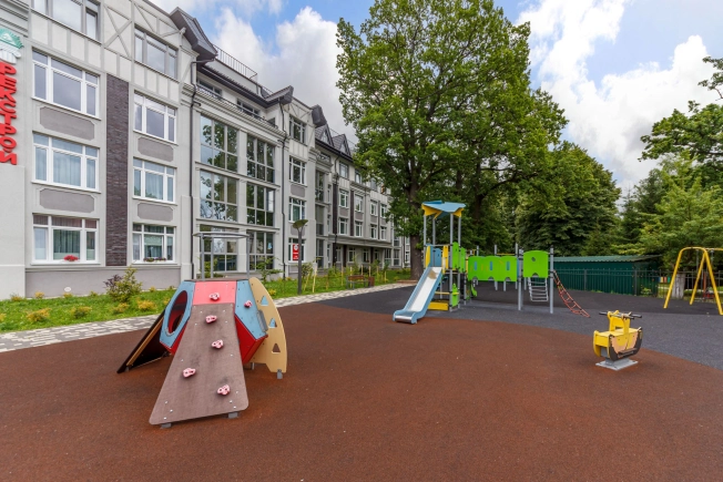 Купить трехкомнатную квартиру в районе Центральный в Калининграде. Вариант № 434455, 37, площадь -  квм, цена 25000000 рублей