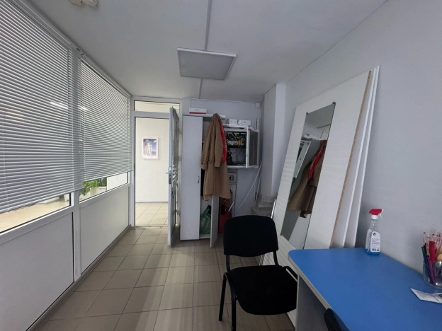 Снять коммерческую недвижимость в Тобольске. Вариант № 335773, 17, площадь -  квм, цена 130000 рублей