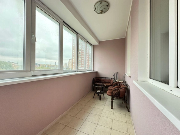 Купить трехкомнатную квартиру у метро Коммунарка в Москве. Вариант № 9840491, 3, площадь -  квм, цена 33999999 рублей